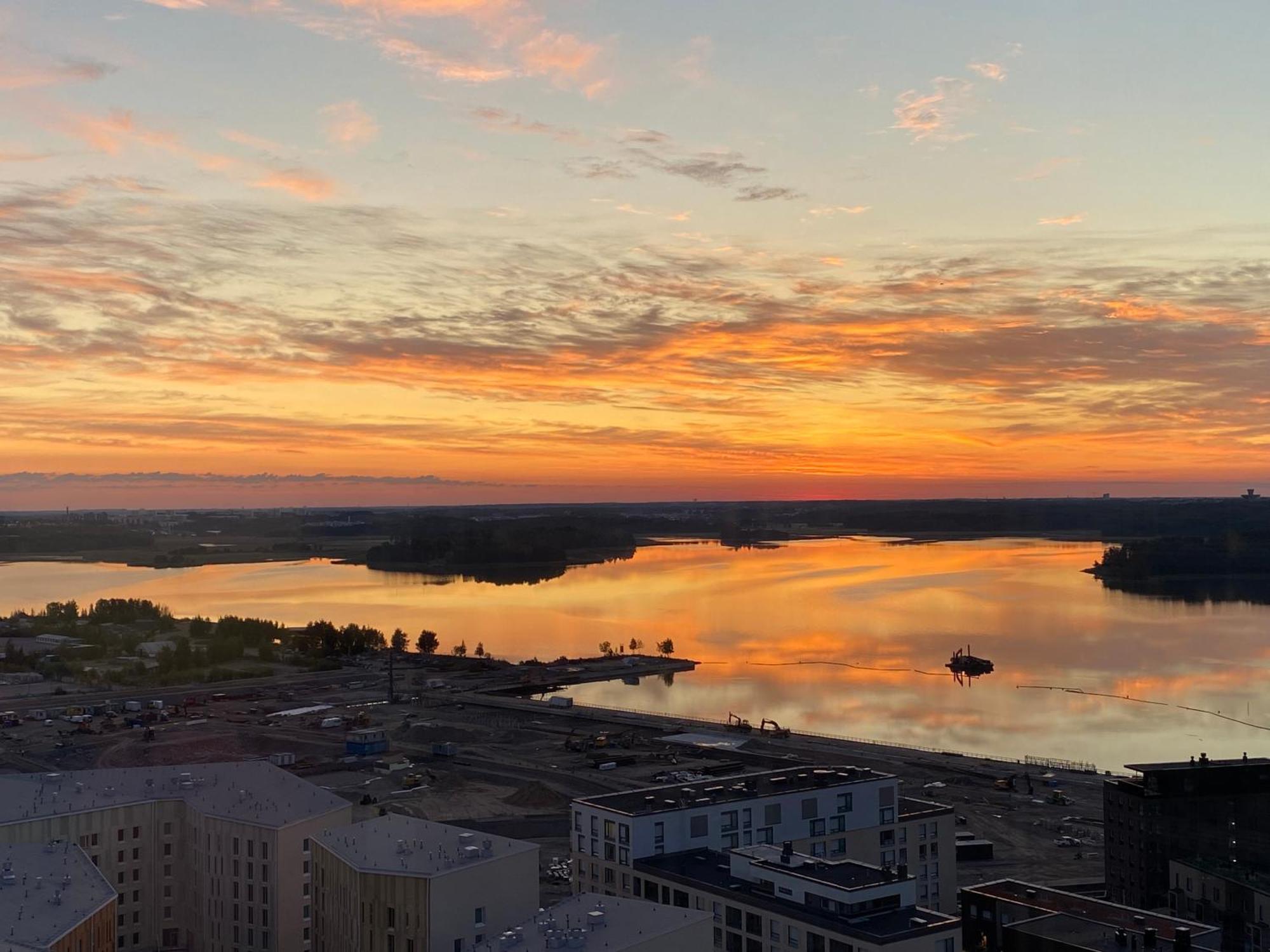18Th Floor Helsinki High Point 1 Bdr Apartment With City View - Free Garage Parking Buitenkant foto